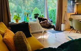 Relax, cozy and warm at Zonnebos! near Hoge Veluwe